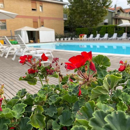 Hotel St. Moritz Bellaria-Igea Marina Luaran gambar