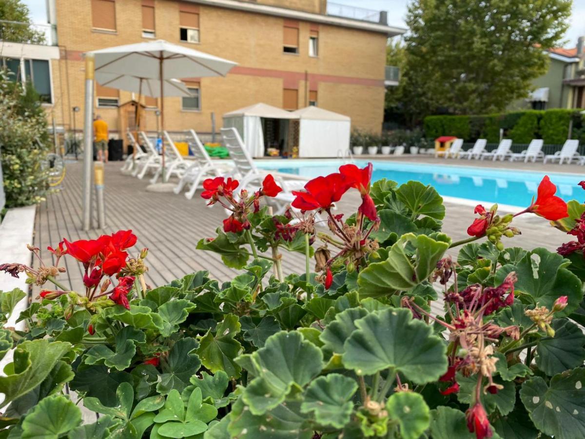 Hotel St. Moritz Bellaria-Igea Marina Luaran gambar